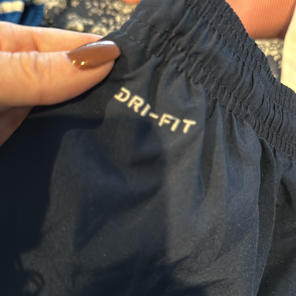 Nike drifit boys size medium navy blue wind breaker pants - Picture 3 of 9